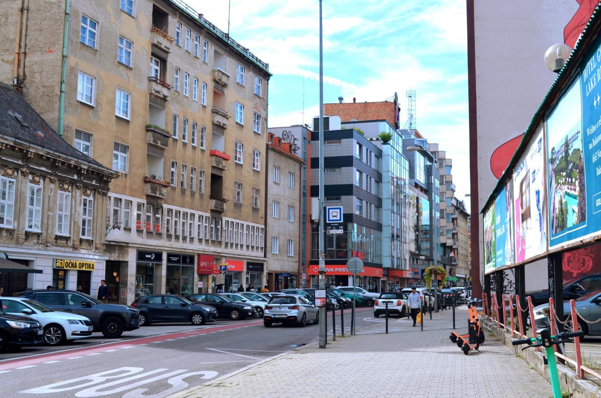 Natural-Style Apartment In The Centre Of Bratislava Ngoại thất bức ảnh