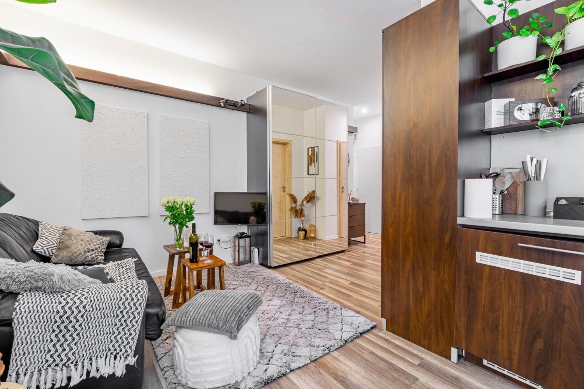 Natural-Style Apartment In The Centre Of Bratislava Ngoại thất bức ảnh