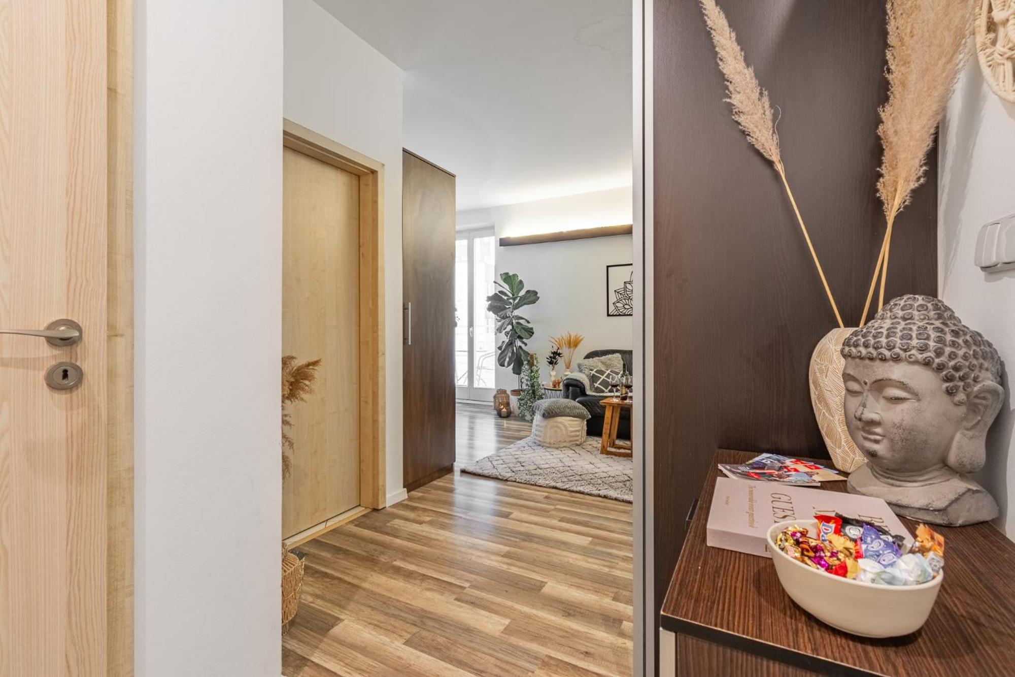 Natural-Style Apartment In The Centre Of Bratislava Ngoại thất bức ảnh