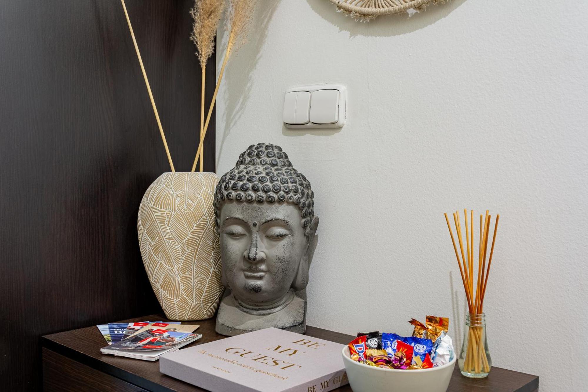 Natural-Style Apartment In The Centre Of Bratislava Ngoại thất bức ảnh