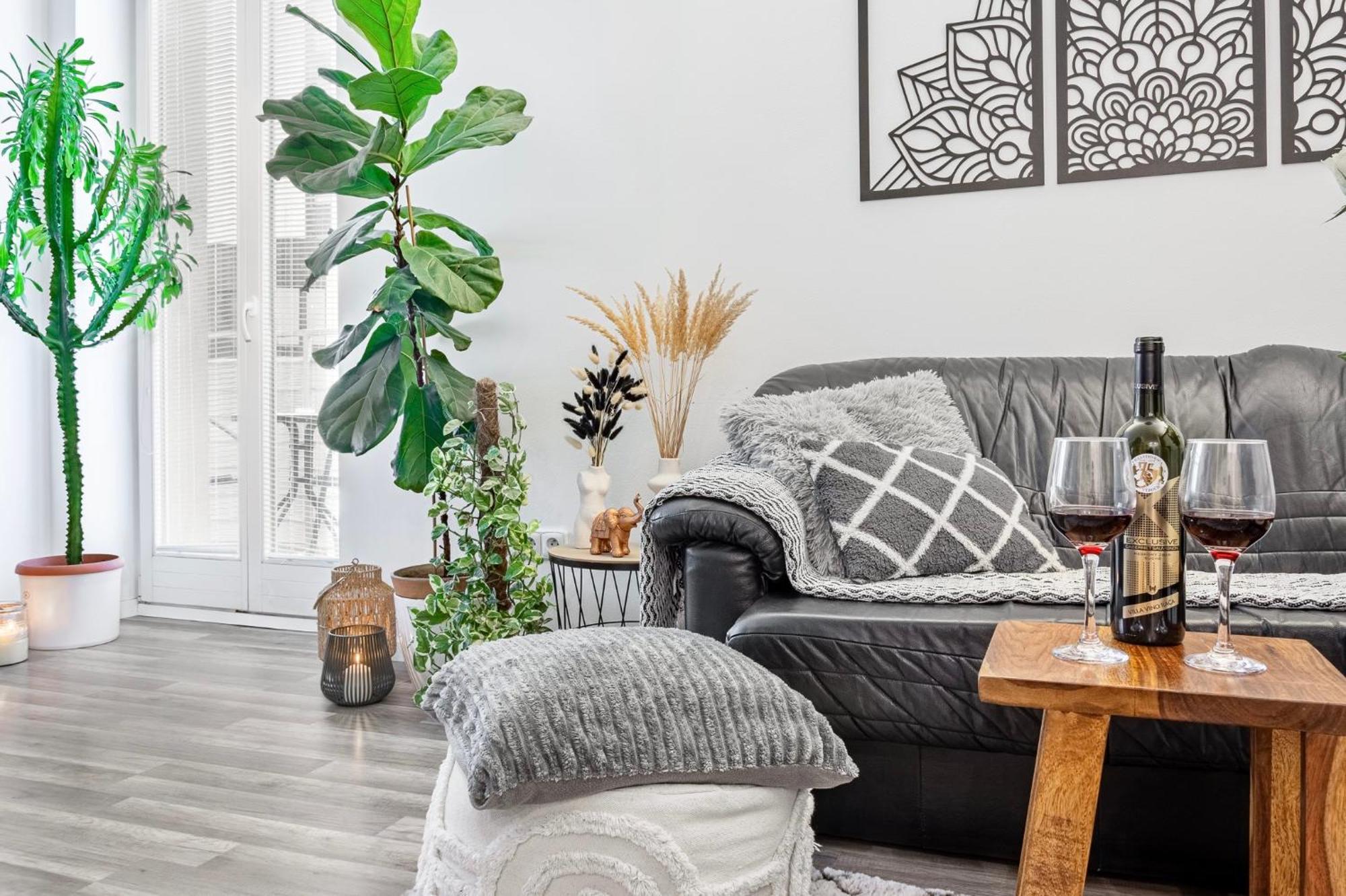 Natural-Style Apartment In The Centre Of Bratislava Ngoại thất bức ảnh