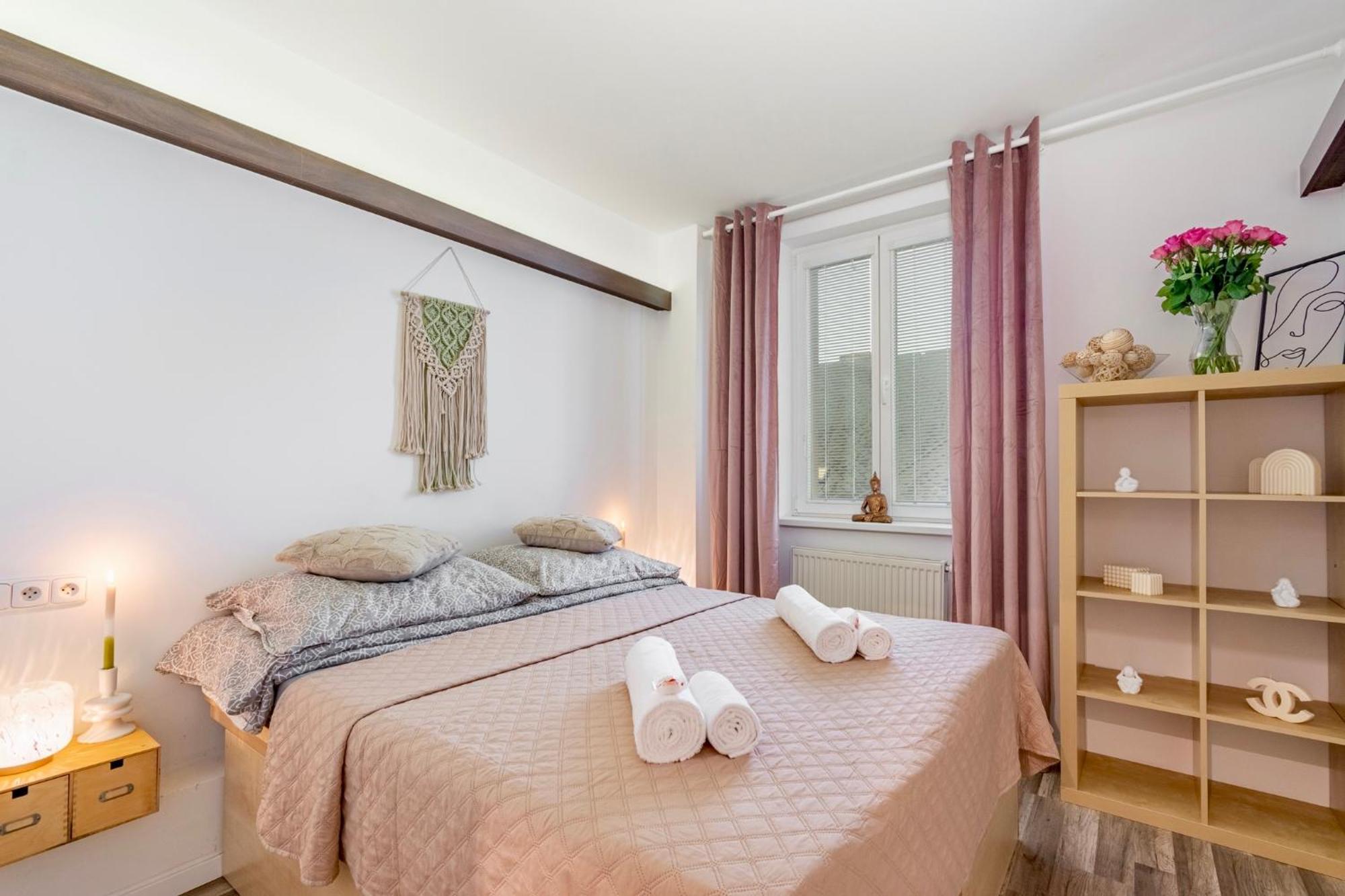 Natural-Style Apartment In The Centre Of Bratislava Ngoại thất bức ảnh