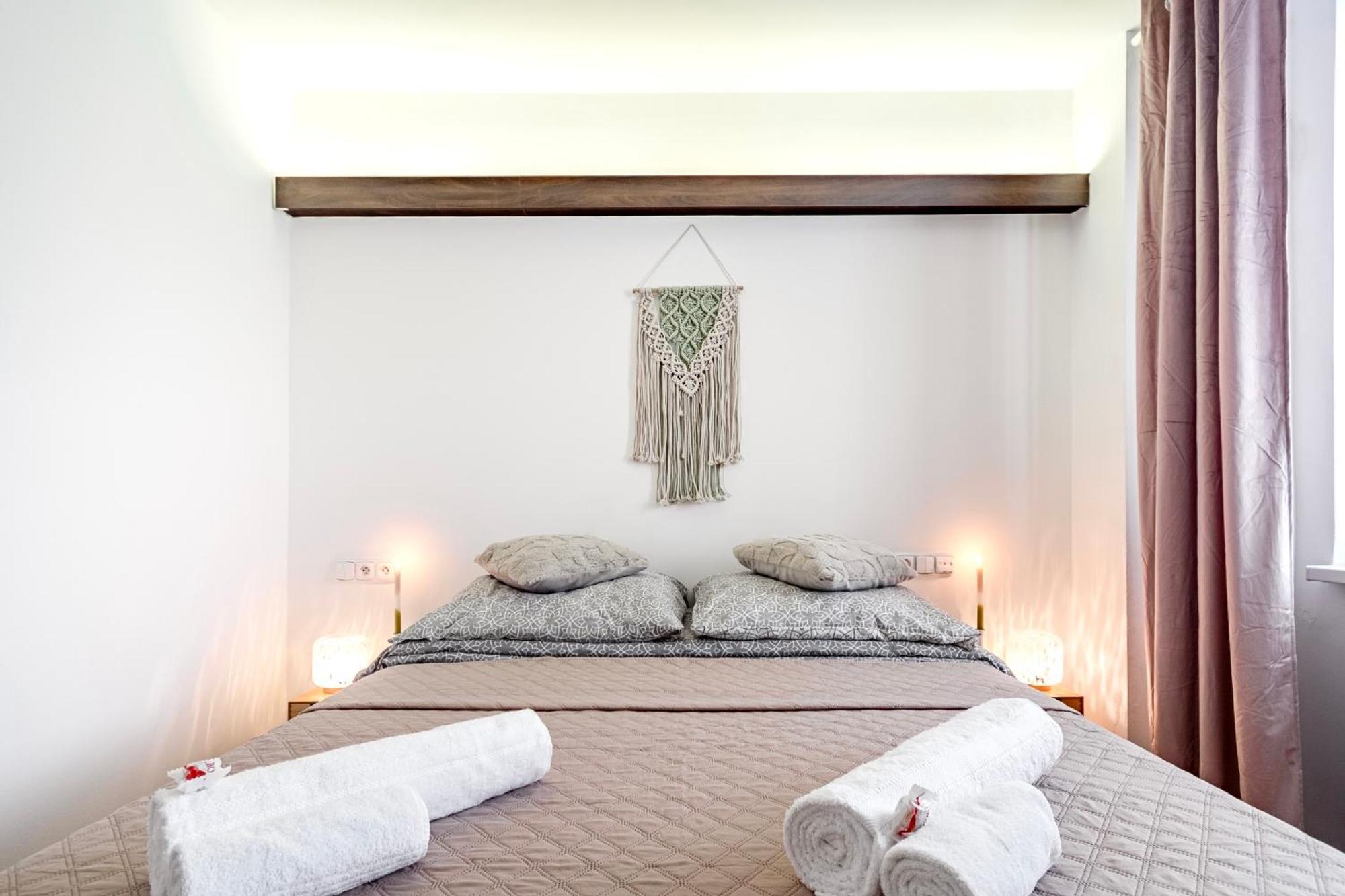 Natural-Style Apartment In The Centre Of Bratislava Ngoại thất bức ảnh